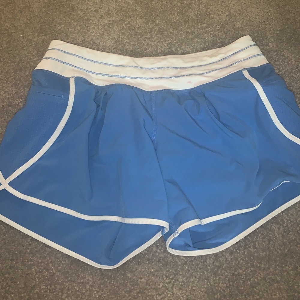 Women’s Size 4 Lululemon “Run In The Sun” Shorts